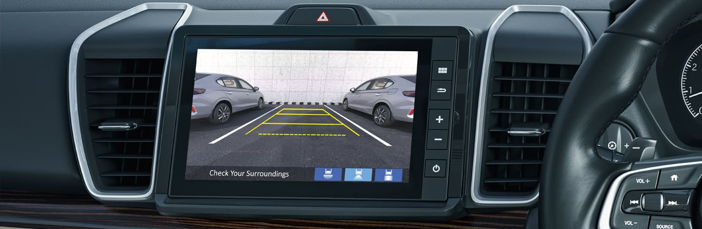 Multi-Angle Rear Camera With Guidelines (Normal, Wide, Top-Down Modes)