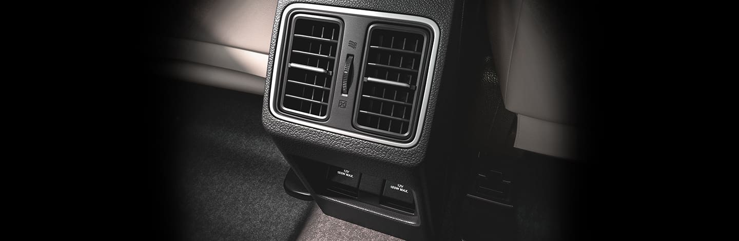Rear AC Vents and Charging Ports (2)